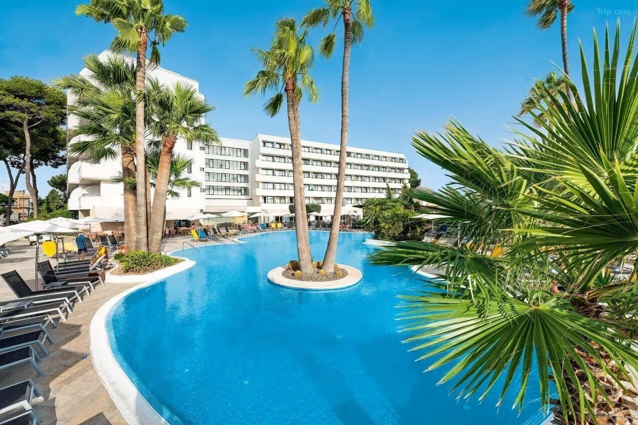 Отель Eden Alcudia 3*